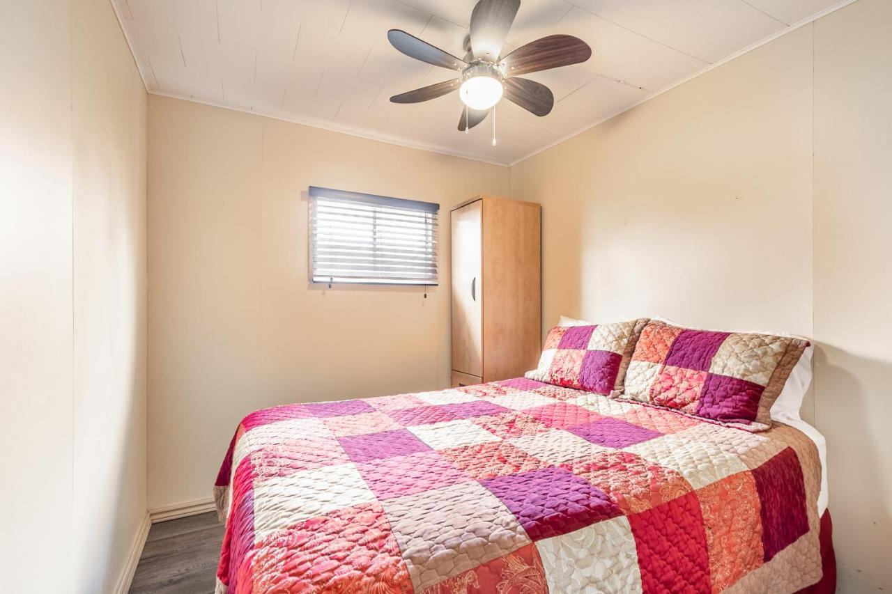 Bayside Cottage Rentals Port Rowan Экстерьер фото