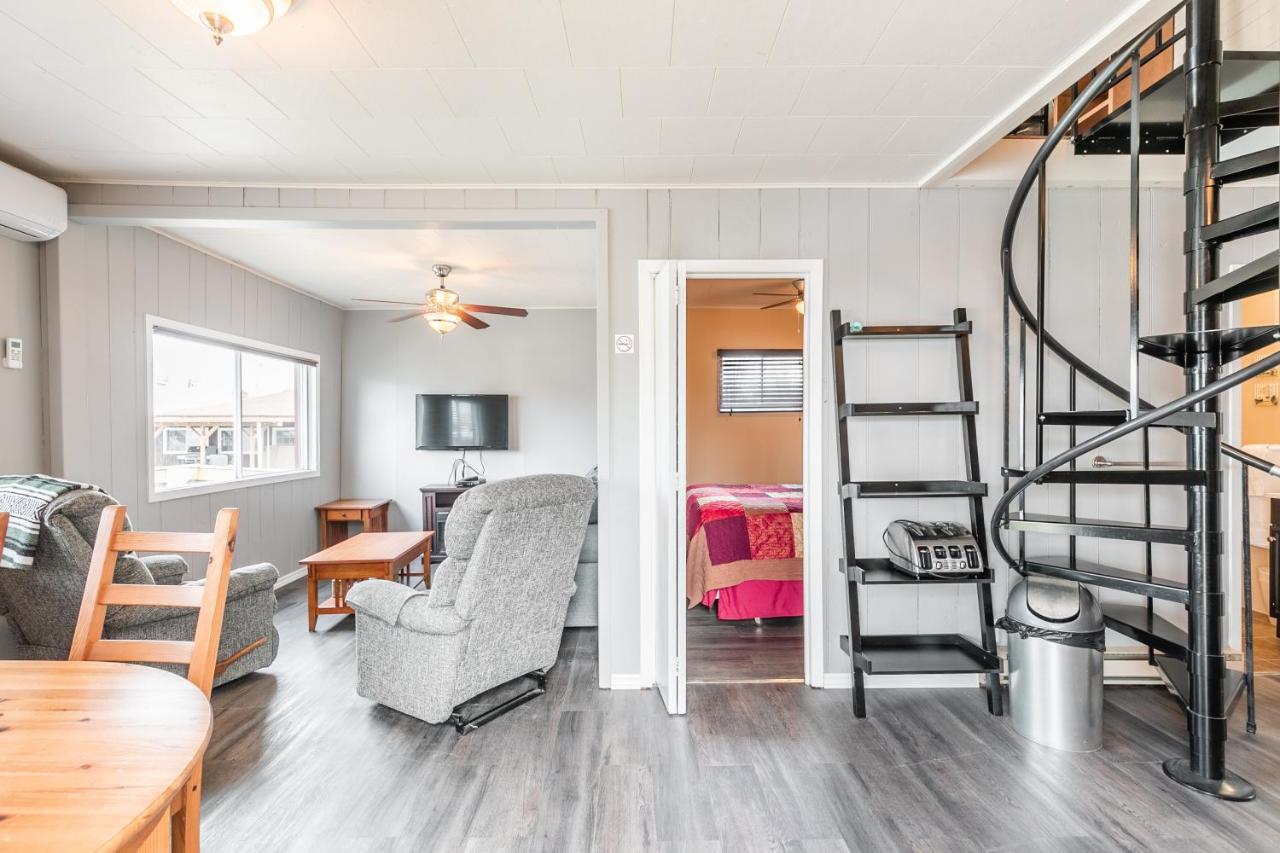Bayside Cottage Rentals Port Rowan Экстерьер фото