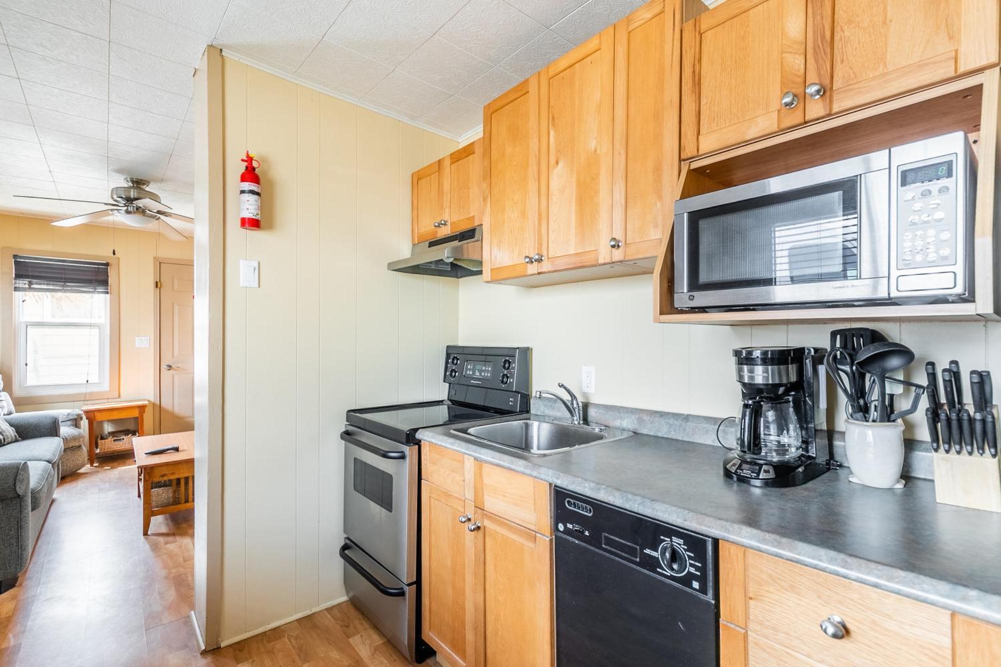 Bayside Cottage Rentals Port Rowan Экстерьер фото