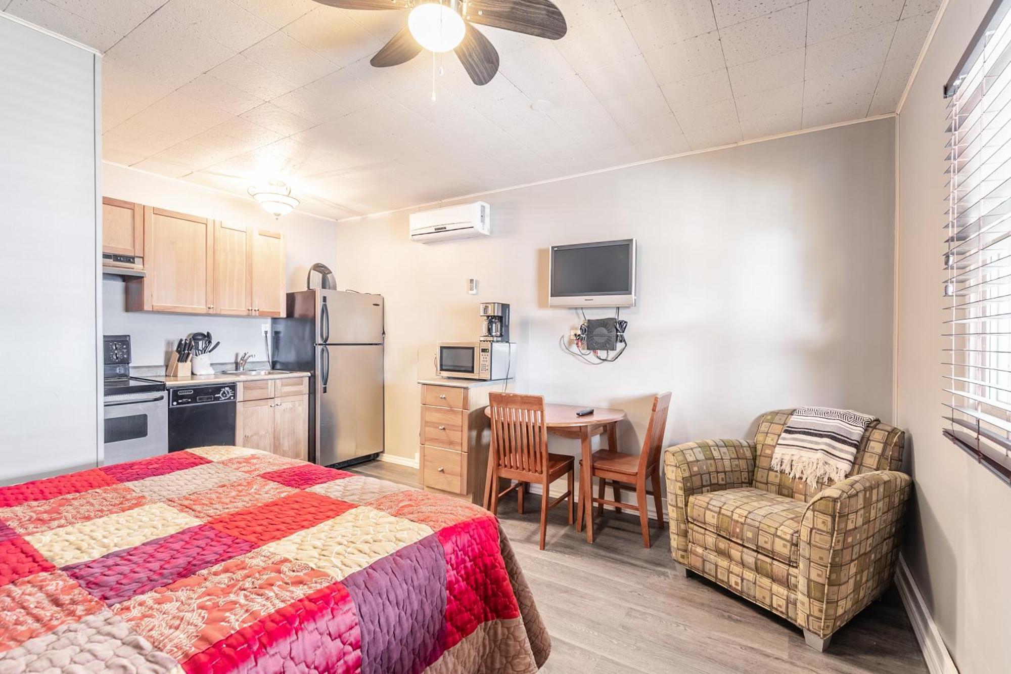 Bayside Cottage Rentals Port Rowan Экстерьер фото